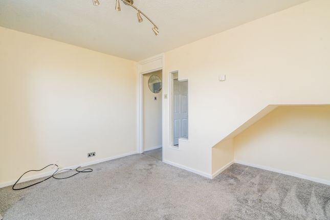 Maisonette to rent in The High Street, Two Mile Ash, Milton Keynes