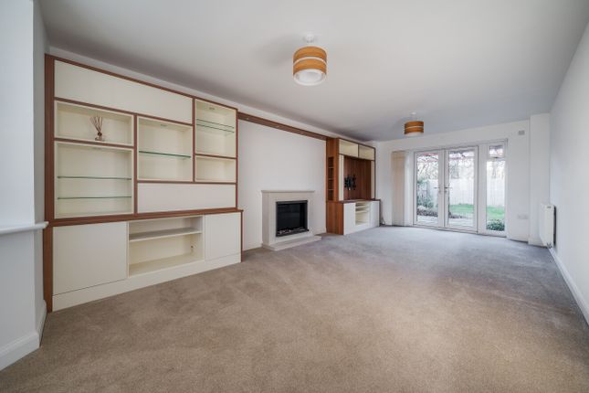 42, Walnut Close, Romsey photo 3