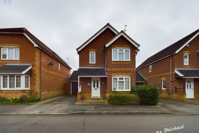 Thumbnail Detached house for sale in Rivets Close, Aylesbury, Buckinghamshire