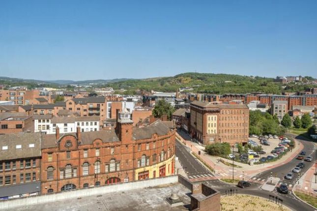 Studio flat on Soverign House, 9-08, 110 Queen Street, Sheffield, £20,000