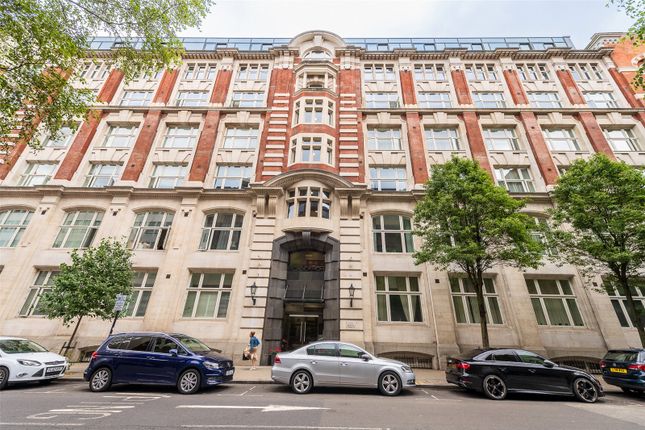 Flat to rent in Goodman's Fields, Tower Hill, London