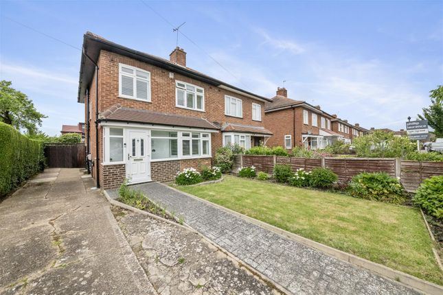 Property for sale in Townson Avenue, Northolt