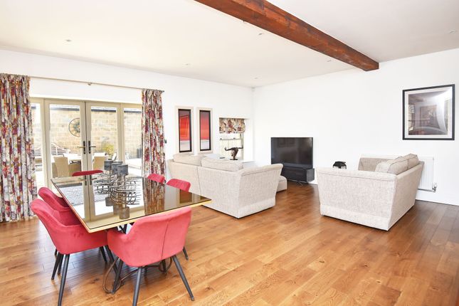 26 Glasshouses Mill, Harrogate photo 3