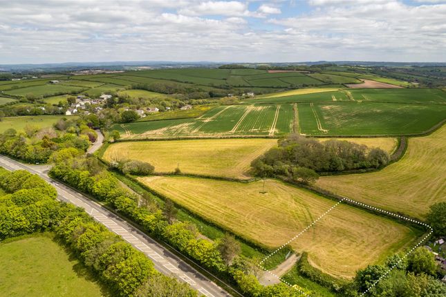 Studio house on RES Development site in Fairy Cross, Bideford, £325,000