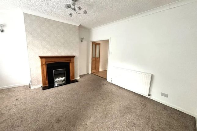 109 Spring Lane, Manchester photo 2
