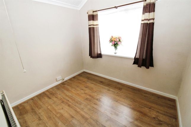 End terrace house for sale in Dryden Street, Hull