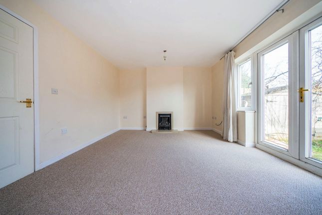 Meadowcroft Court, Runcorn photo 3
