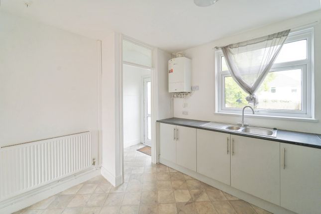 11, Glebelands, Milford Haven photo 4