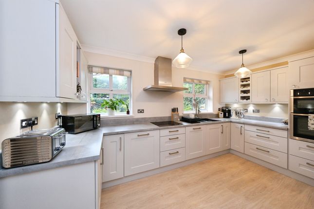 Staniland Close, Nottingham photo 4