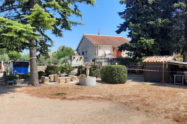 Villa for sale in Puissalicon, Languedoc-Roussillon, 34490, France