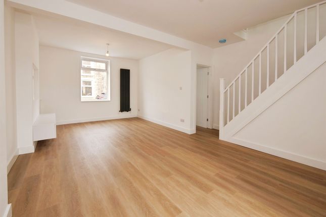 23, Cheltenham Terrace, Bridgend photo 2