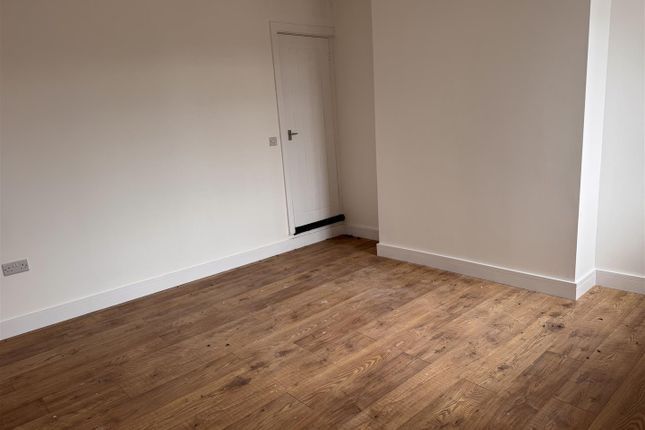68, Scarsdale Street, Bolsover photo 3