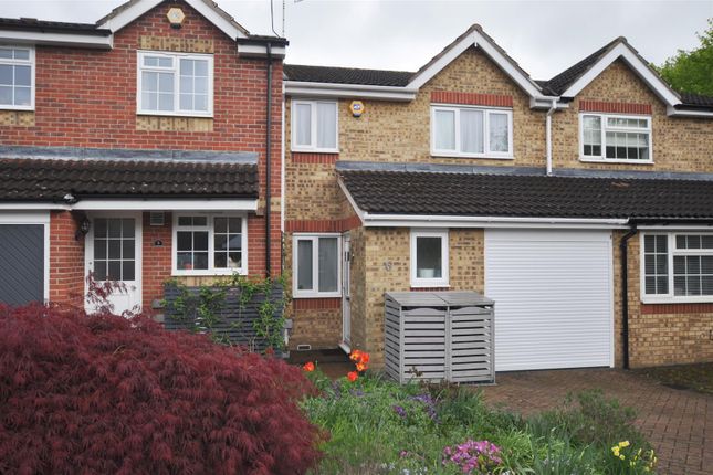 Thumbnail Property for sale in Peppercorn Walk, Hitchin