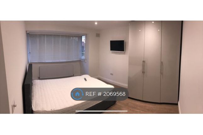 Thumbnail Room to rent in Tippendell Lane, St. Albans