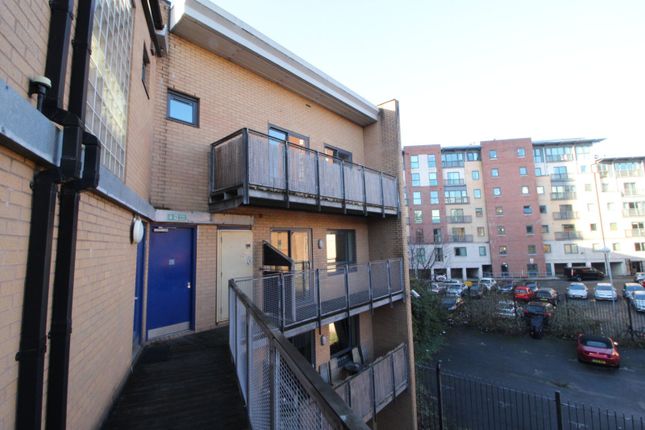 Flat for sale in Chapel Street, Salford, Greater Manchester