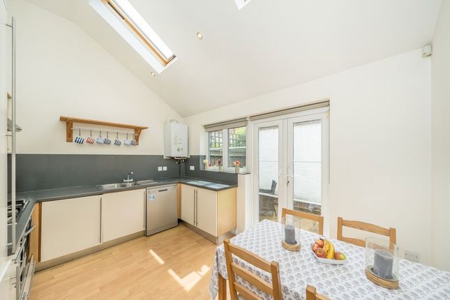 15, Old Dairy Mews, London photo 4