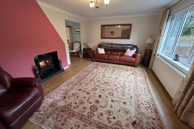 3 Nythfa Gardens, Brecon photo 2