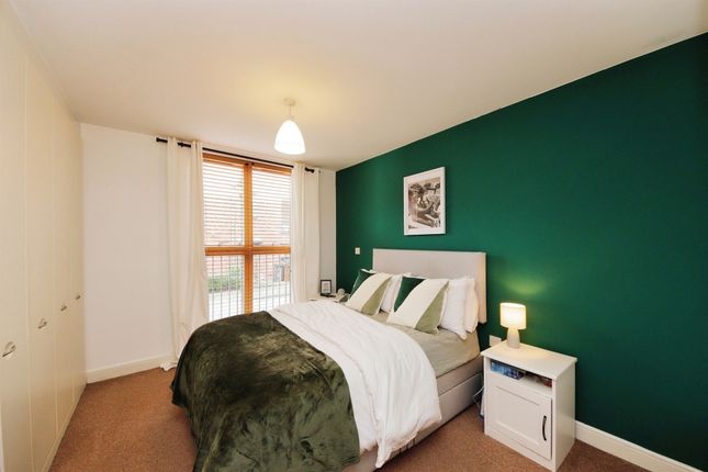 Flat for sale in Ascote Lane, Shirley, Solihull