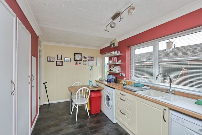 21, Meadow Close, Thetford photo 4