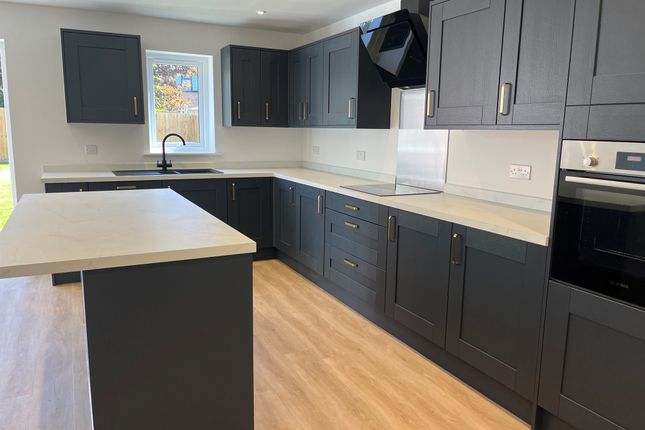 4-bed detached on The Paddocks, Ramsey Road, Harwich, £425,000