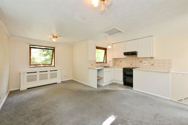 1, Burford Mews, Hoddesdon photo 4