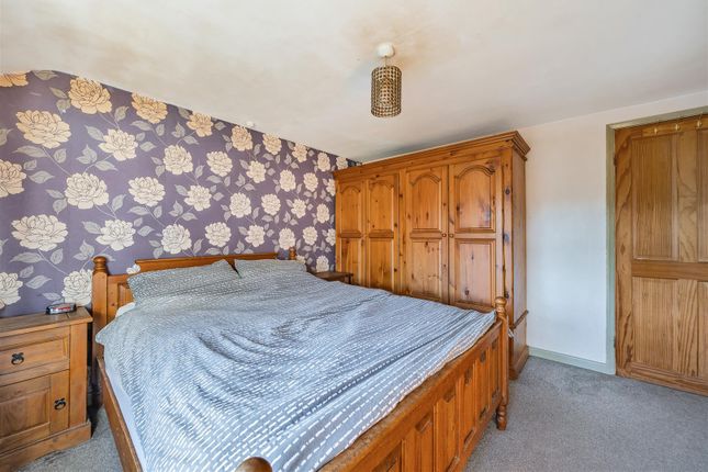 Terraced house for sale in Grove, Wantage, Oxfordshire