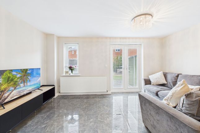 27, Heather Court, Castleford photo 5