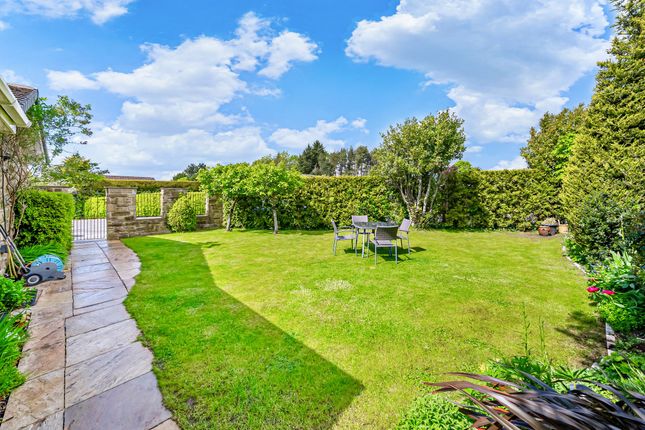 126 Walton Park, Harrogate photo 2