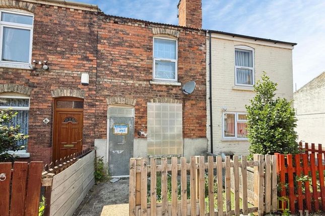2-bed terraced on 4 Dickenson Terrace, Gainsborough, £15,000