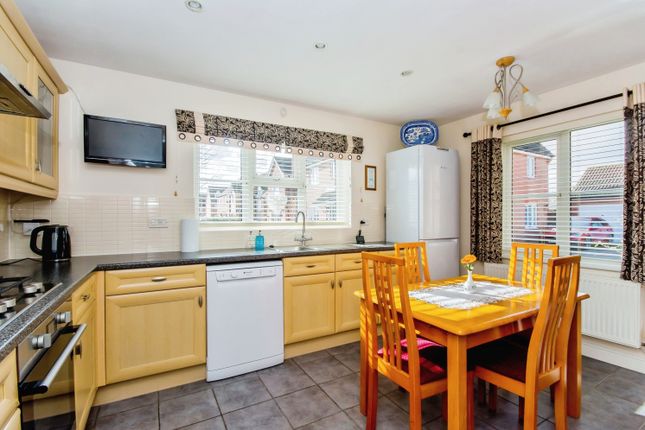 Thumbnail Detached house for sale in Greenwich Avenue, Spalding