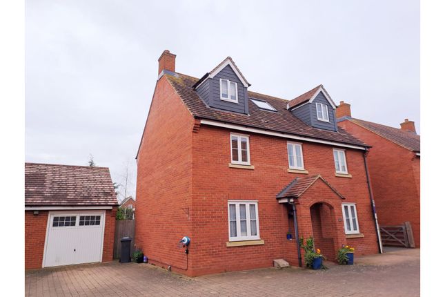 Thumbnail Detached house for sale in Swan Road, Bedford