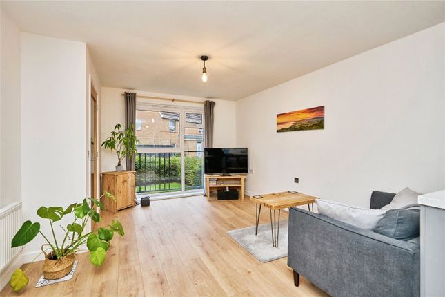 36, Beauchamp Drive, Isle of Wight photo 2