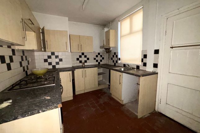 37 Walkden Road, Manchester photo 4