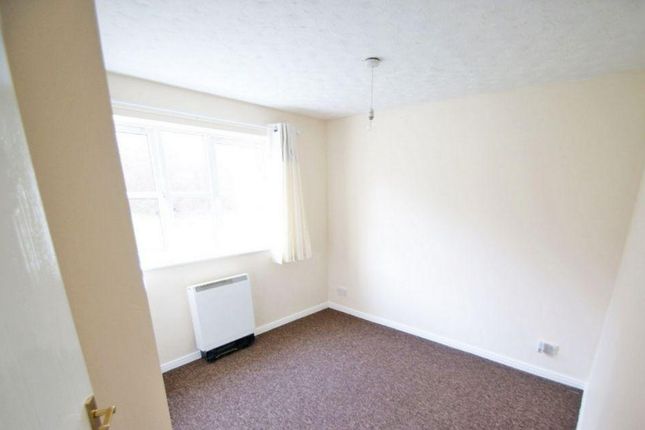 Flat to rent in Huntington Drive, Lawley Bank