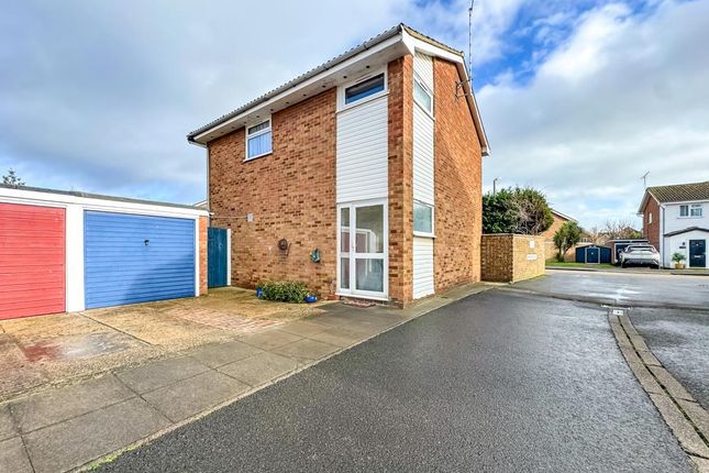 3-bed detached on 1, Mariners Court, Great Wakering, £375,000