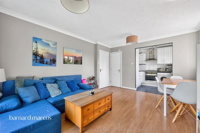 Flat 7, Park View, 201, Ewell Road, SURBITON photo 2