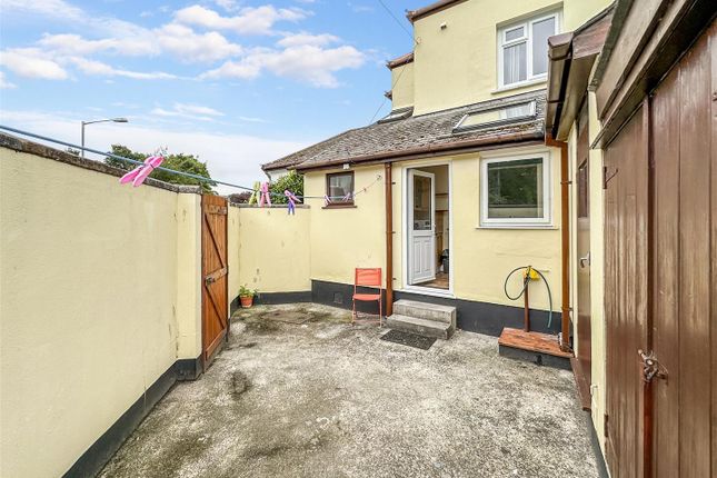 1, Marine Crescent, Falmouth photo 4