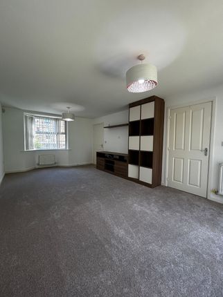91 Healds Road, Dewsbury photo 3