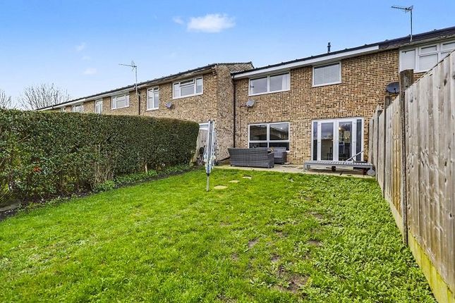 9, Lavender Close, Waltham Cross photo 3