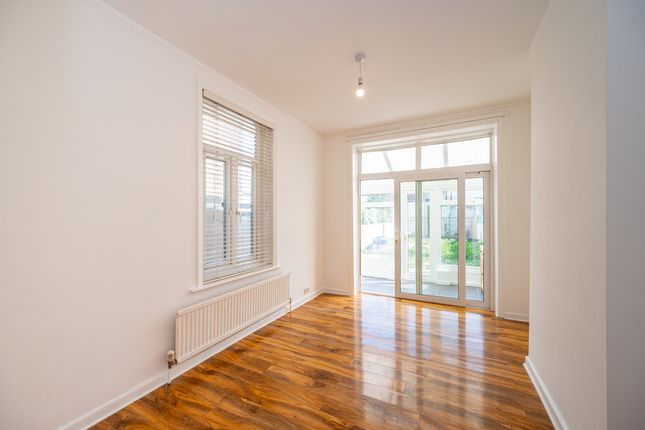 6, Copythorn Road, Portsmouth photo 4
