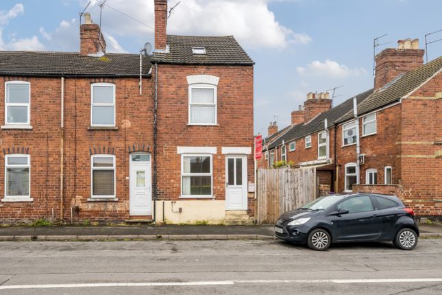 Thumbnail End terrace house for sale in Cecil Street, Grantham, Lincolnshire