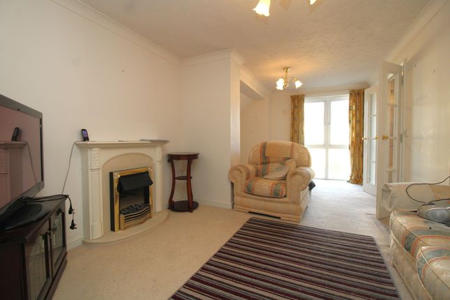35 Albany Court, Paignton photo 2