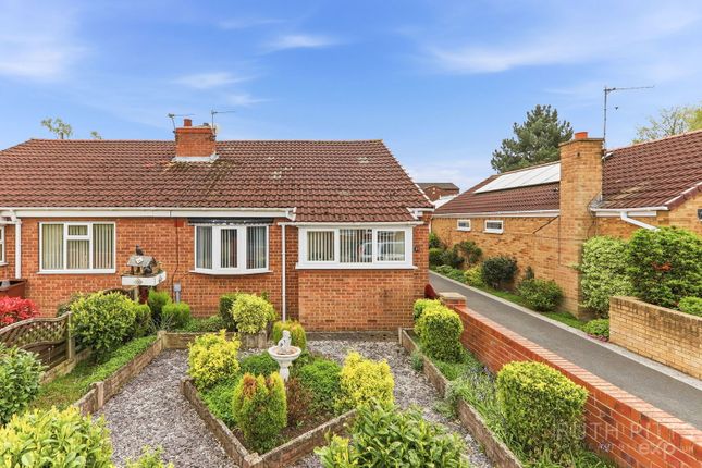 2-bed house on 11, Heather Close, Pontefract, £190,000