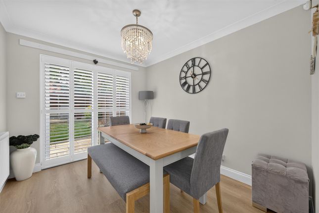 11, Coverdale, Luton photo 3