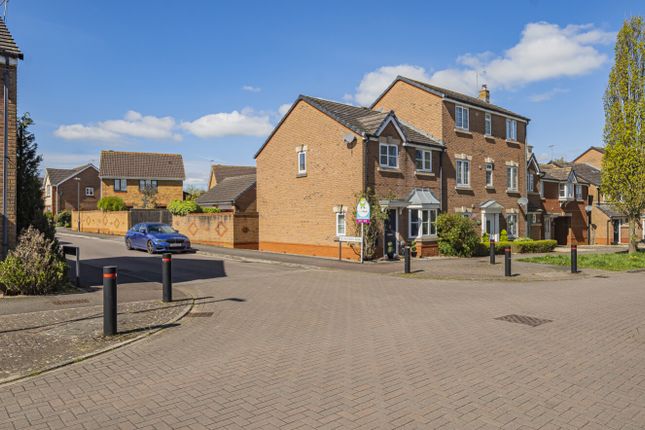 End terrace house for sale in The Boulevard, Swindon, Wiltshire