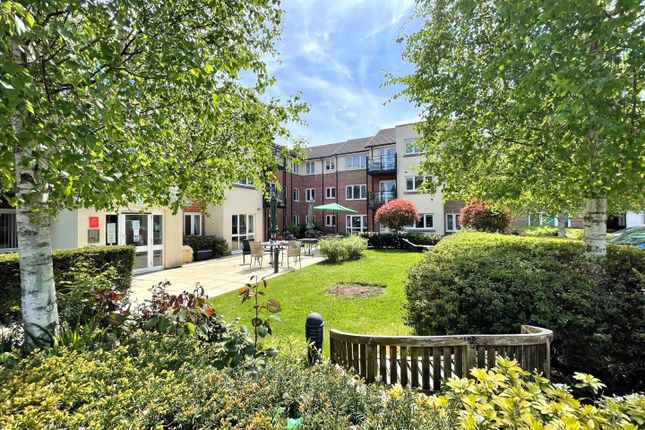 44, Waggoners Court, Legions Way, Bishop's Stortford photo 3