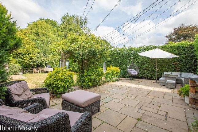 4 Parkside Cottages, Rag Hill Road, Tatsfield photo 4