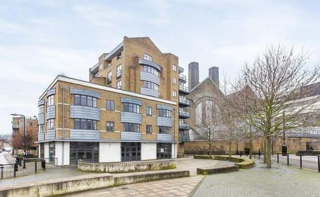 Thumbnail Flat to rent in Merchants House, Collington Street, Greenwich