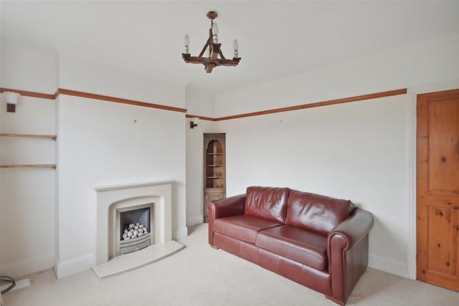 635 Newbold Road, Chesterfield photo 4
