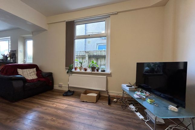 100, Lisvane Street, Cardiff photo 2
